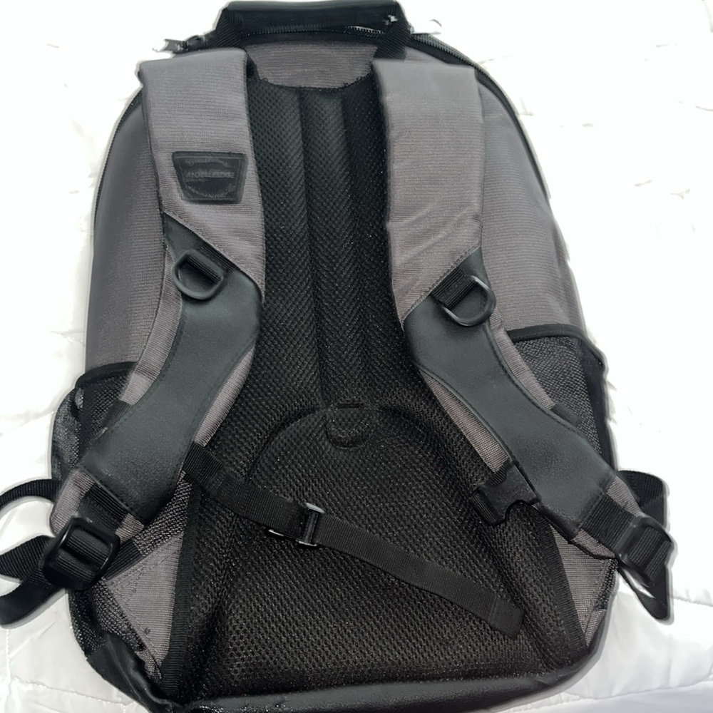 Backpack - Picture 2 of 5